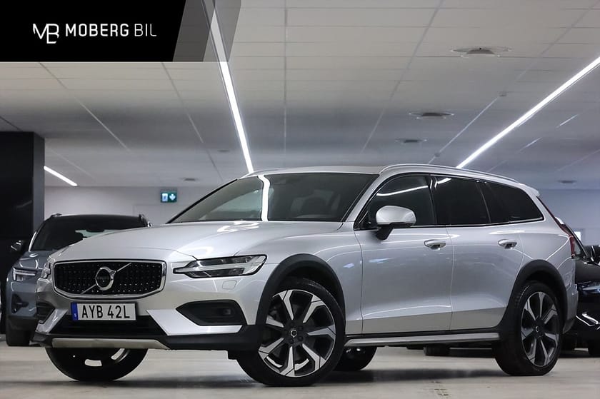 Bild 1 av Volvo V60 Cross Country B4 AWD 197hk B&W HUD 360 Pano Loungepaket