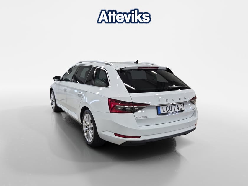 Bild 5 av Škoda Superb Kombi STYLE 2,0 TDI 200 HK DSG Business Adventure Editio
