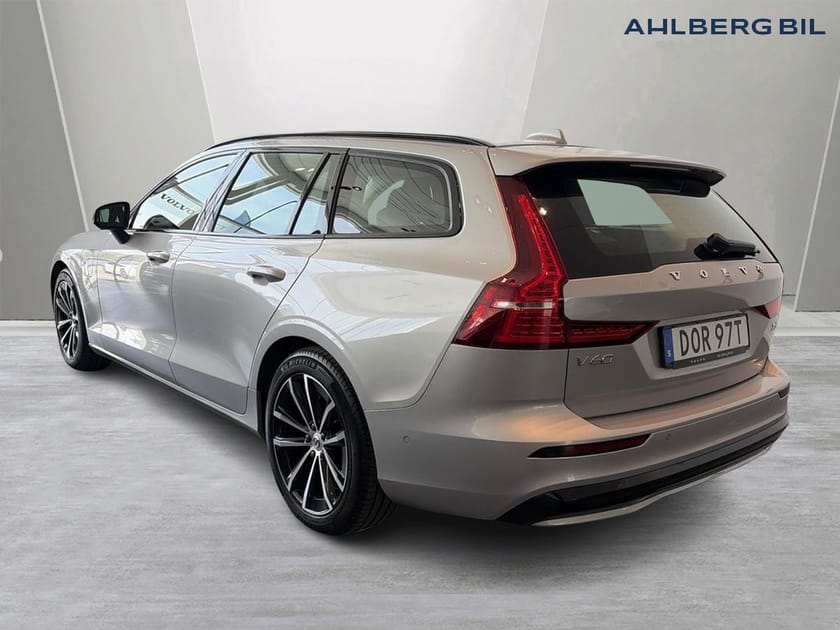 Bild 3 av Volvo V60 T6 Plus Dark Edition
