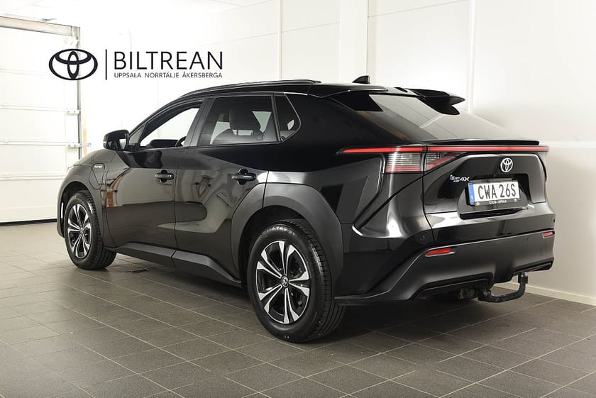 Bild 3 av Toyota bZ4X 71.4 kWh Style Drag Backkamera Moms