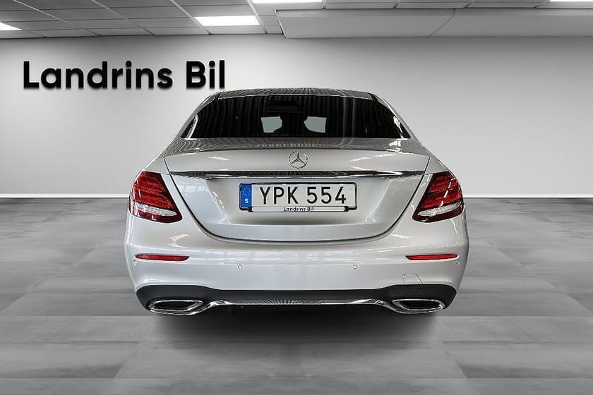 Bild 5 av Mercedes-Benz E 220 d 4MATIC / AMG Line / Värmare / 360-kamera / Burmester