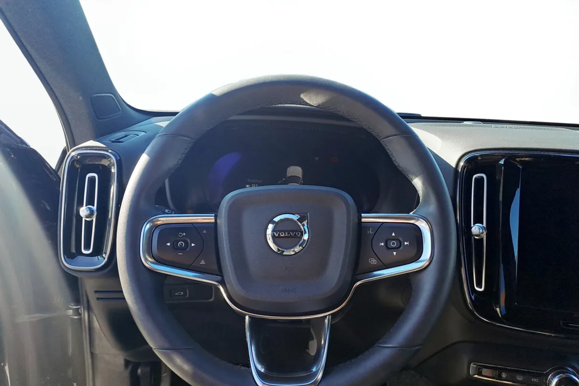 Volvo XC40 Recharge Twin motor