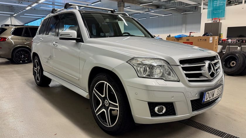 Bild 2 av Mercedes-Benz GLK 350 4MATIC Aut / Panorama / Navi / Drag