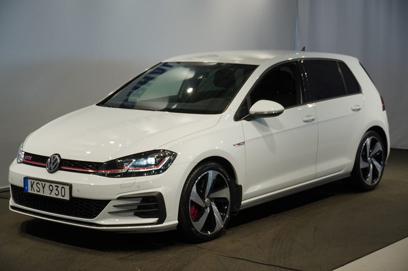 Bild 2 av Volkswagen Golf  GTI Performance 2.0 TSI 245HK DSG BACKKAMERA KLIMA