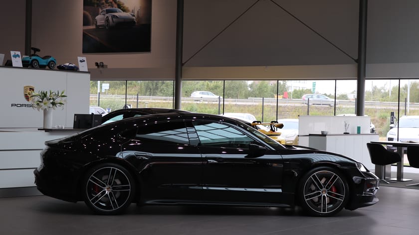 Bild 3 av Porsche Taycan 4S 