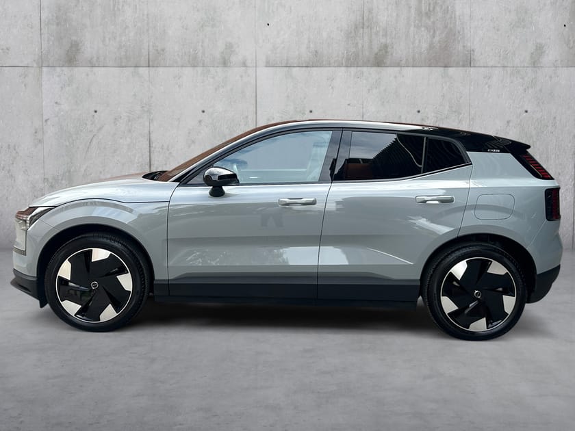 Bilde 2 av Volvo EX30 Twin Motor Performance Plus - Hengerfeste/Harman Kardon/Varme ratt