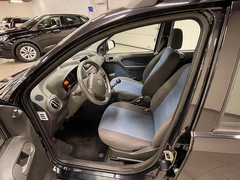 Bild 4 av Fiat Panda 1,2 Fire 69Hk