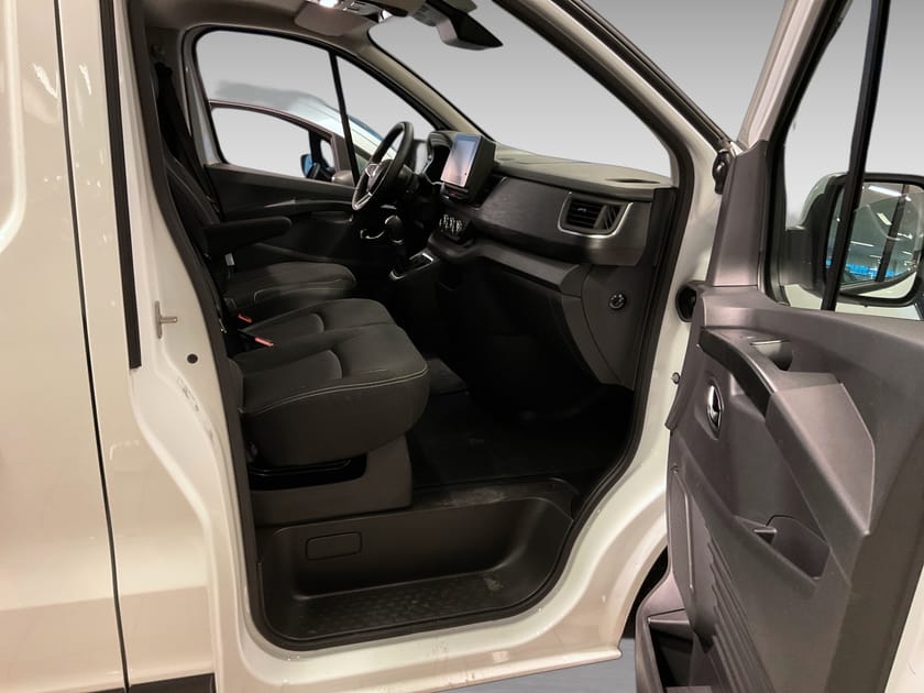 Bild 4 av Renault Trafic E-TECH Van Skåp Base Line L2H1 * OUTLET *