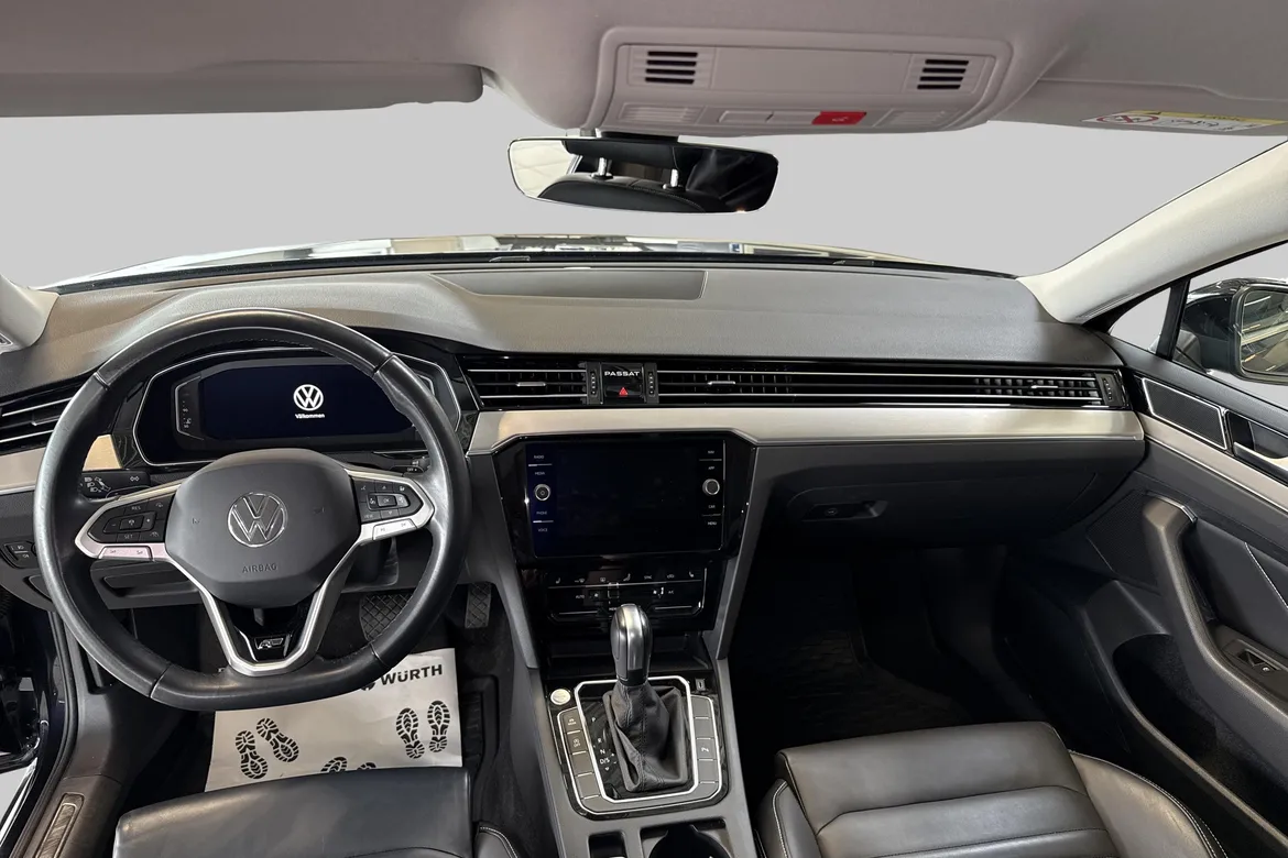 picture of a car
