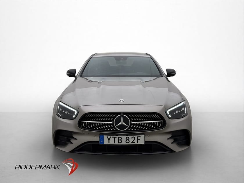 Bild 2 av Mercedes-Benz E 200 d AMG Widescreen 360° Navi Ambient