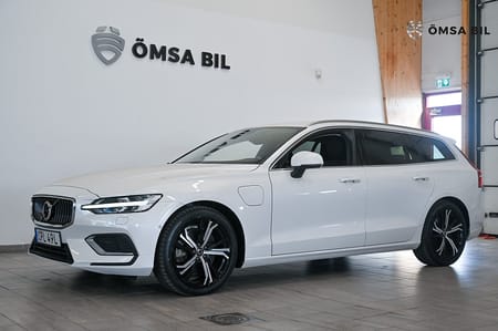 Volvo V60 Recharge T6 AWD 360° Navi Drag Värmare 350hk