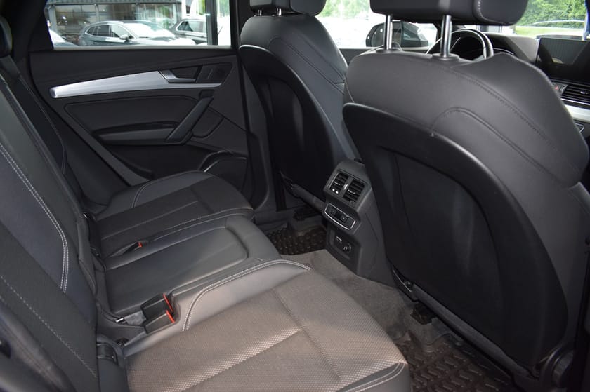 Bild 5 av Audi Q5 55 TFSI e quattro 367 HK S-TRONIC S-LINE