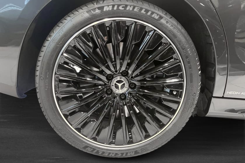 Bild 5 av Mercedes-Benz E 300 d e 4MATIC de