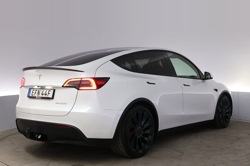 Bild 5 av Tesla Model Y Performance Autopilot Panorama Drag