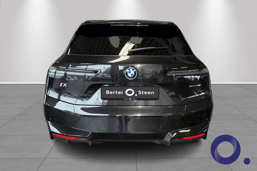 Bilde 4 av BMW iX xDrive40 | AWD | Sport | 360° Kamera | Harman Kardon | 2022