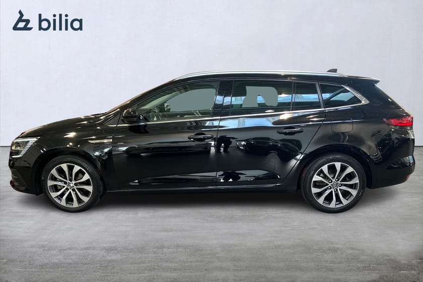 Bild 3 av Renault Mégane E-TECH Plug-in Sport Tourer PhII 160 Techno ST dragkrok dödavinkelvarning backvarnare