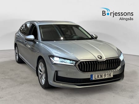 Škoda Superb Kombi Selection TDI 4x4 193hk Drag/Värmare/HuD/