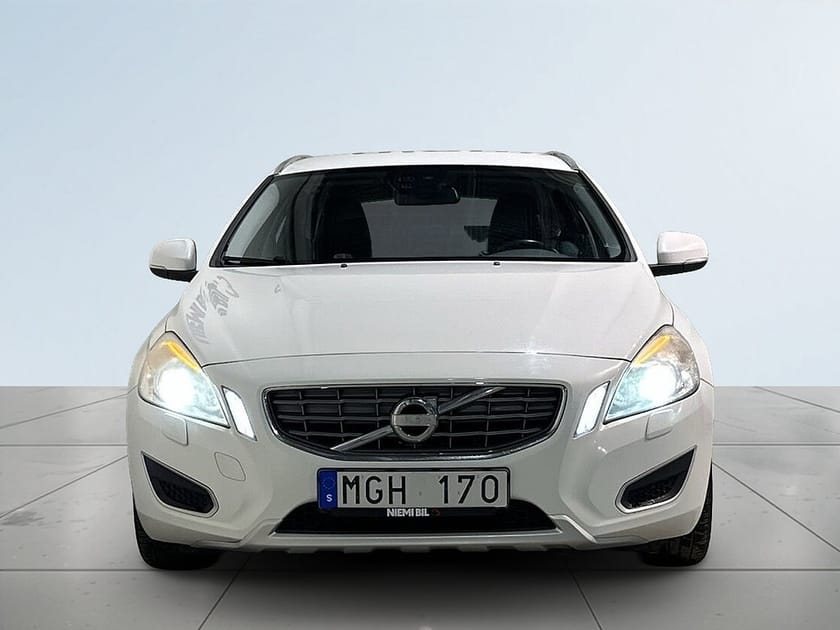 Bild 2 av Volvo V60 D2 Summum Drag Dvärm Psens Premium-ljudsystem Skinn SoV