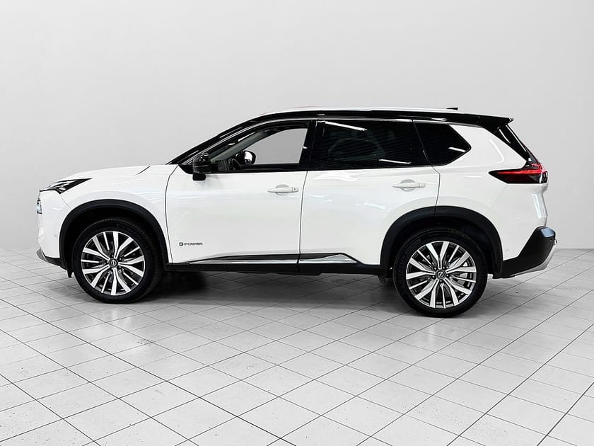 Bild 4 av Nissan X-Trail e-4ORCE e-Power 4WD Aut TEKNA Design Pack DRAG