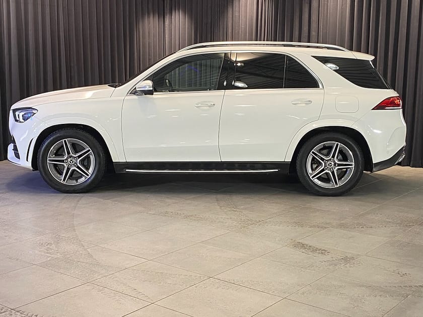 Bild 3 av Mercedes-Benz GLE 350 de 4MATIC AMG / Panorama / Burmester / Moms