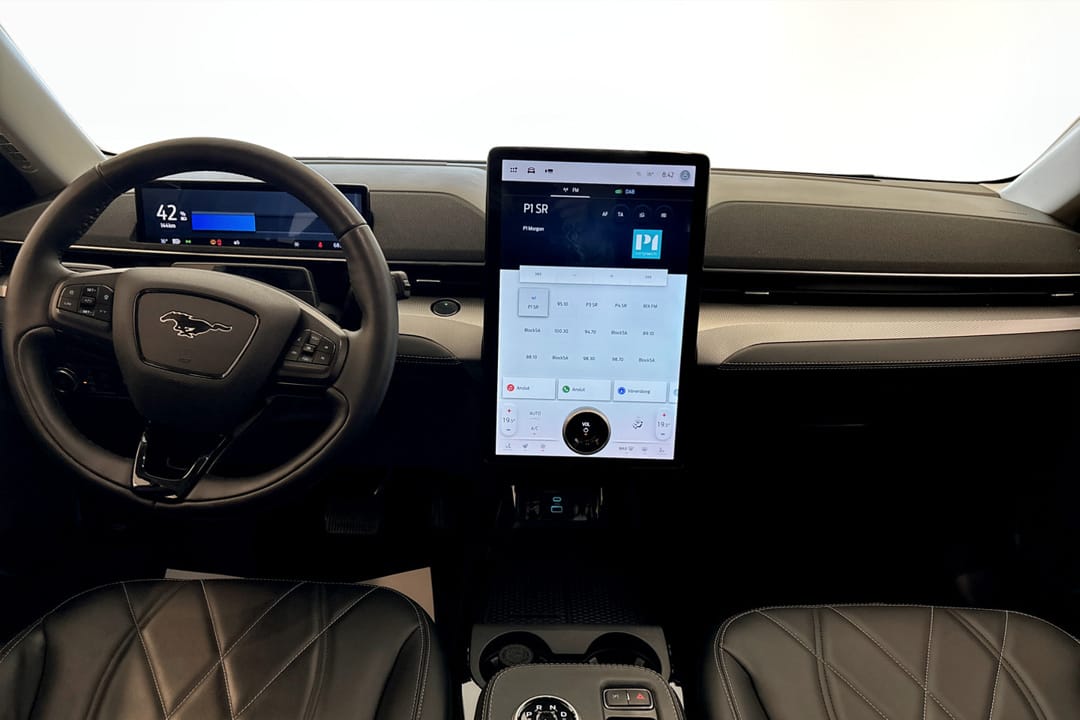 Ford Mustang Mach-E Standard Range