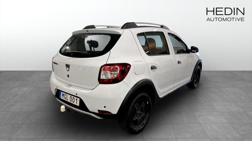 Bild 3 av Dacia Sandero Stepway 0.9 TCe Manuell, 90hk, Dragkrok, 2016