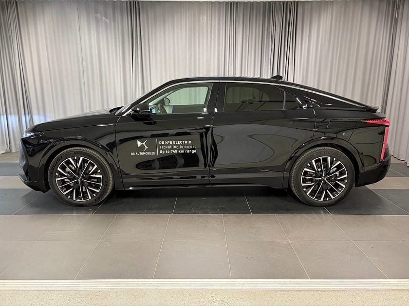 Bild 2 av DS N°8 N8 Étoile Long Range AWD Demobil Inkl. Dragkrok