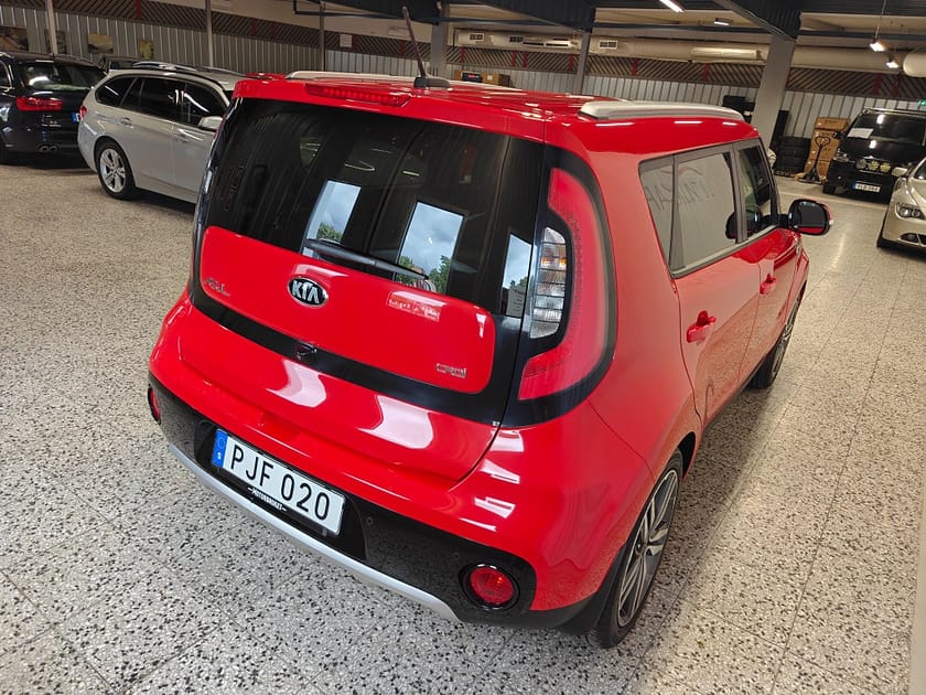 Bild 4 av Kia Soul 1.6 CRDi DCT, 136hk, Vinterhjul, Drag