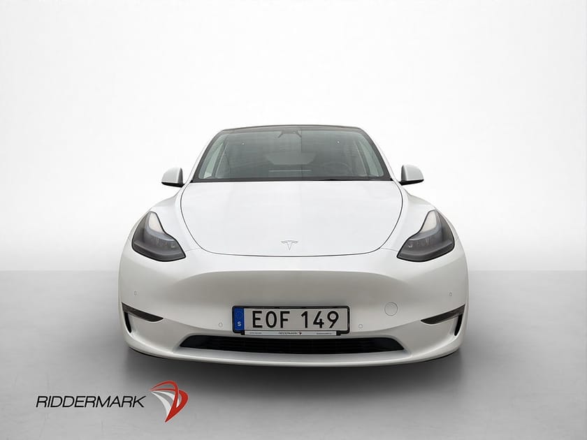 Bild 3 av Tesla Model Y Long Range AWD 514hk MOMS Autopilot Drag