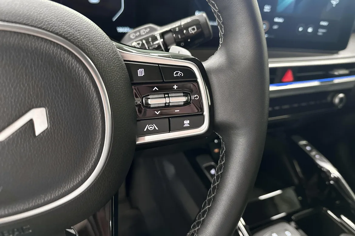 picture of a car