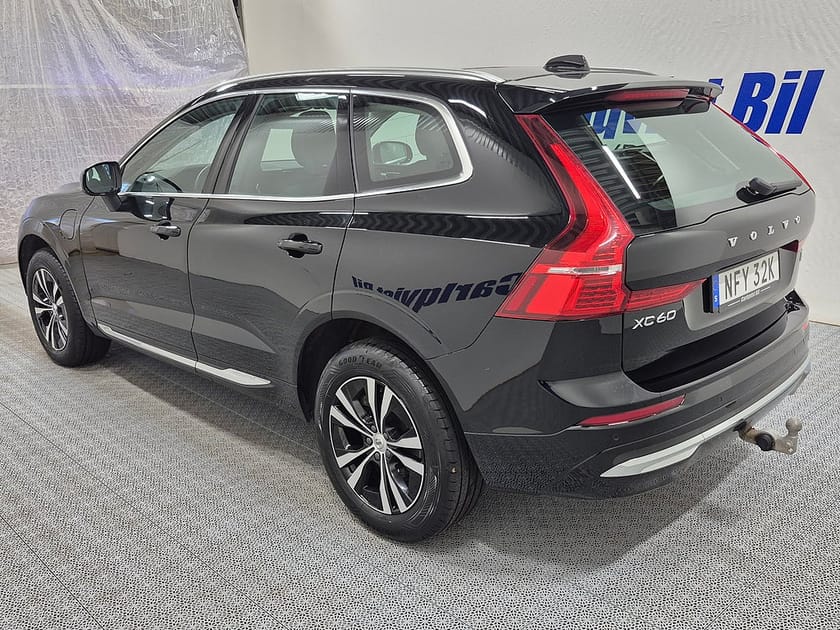 Bild 5 av Volvo XC60 T6 Recharge Core Bright plug in AWD 350HK 4x4 Panorama