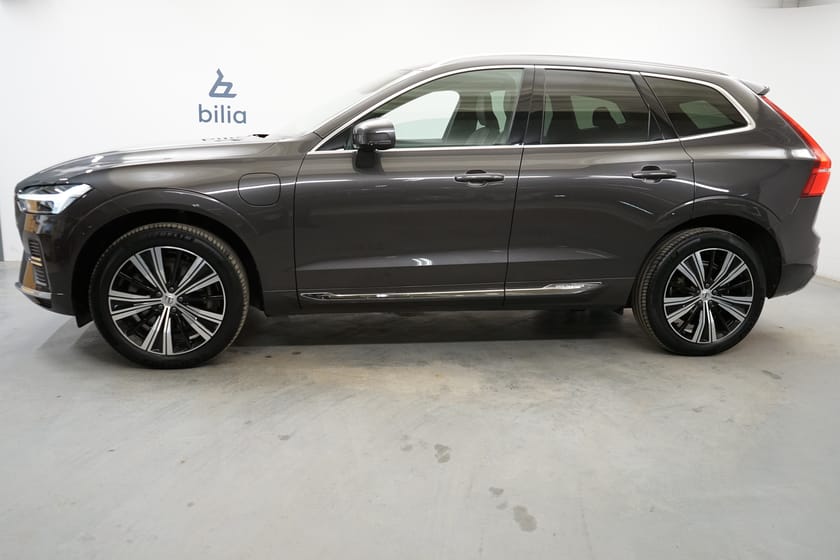 Bild 2 av Volvo XC60 Recharge T6 Core Edition, HarmanKardon PremiumSound, Taklucka, Navigation, Dragkrok