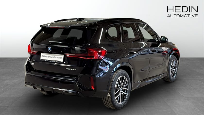 Bild 2 av BMW X1 xDrive25e M sport Driving Assistant Rattvärme