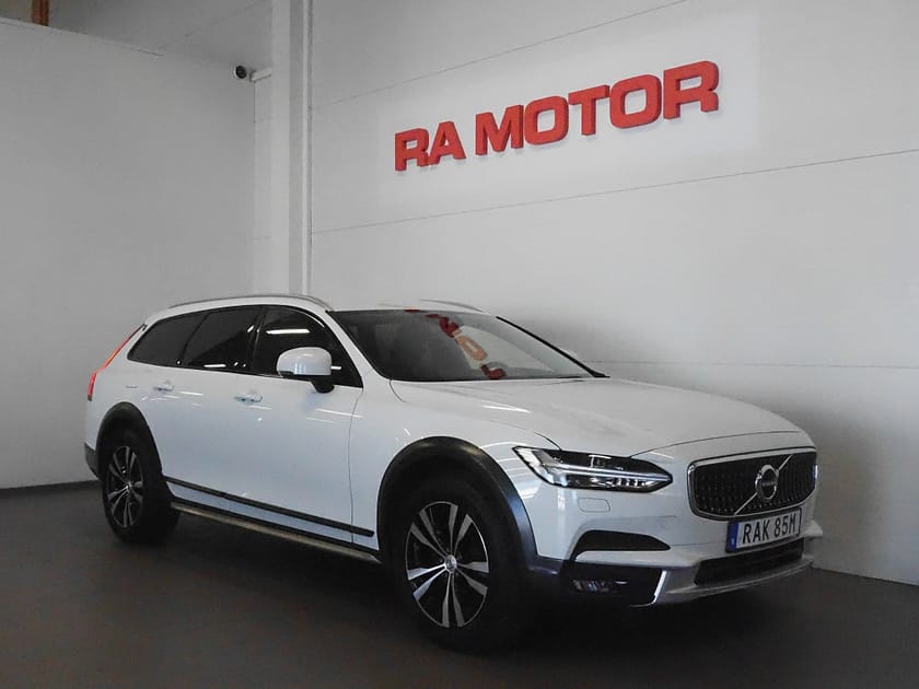 Bild 3 av Volvo V90 Cross Country D4 AWD Geartronic Advanced SE II 190hk | Drag | VOC |