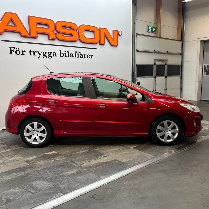 Bild 4 av Peugeot 308 4,99% 5-dörrar 1.6 HDi Panorama Dragkrok Kamrem bytt!