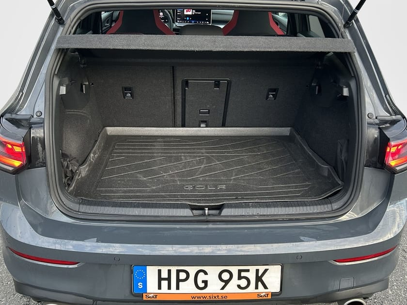 Bild 5 av Volkswagen Golf GTI 265 HK 19" Fälgar LED-Matrix
