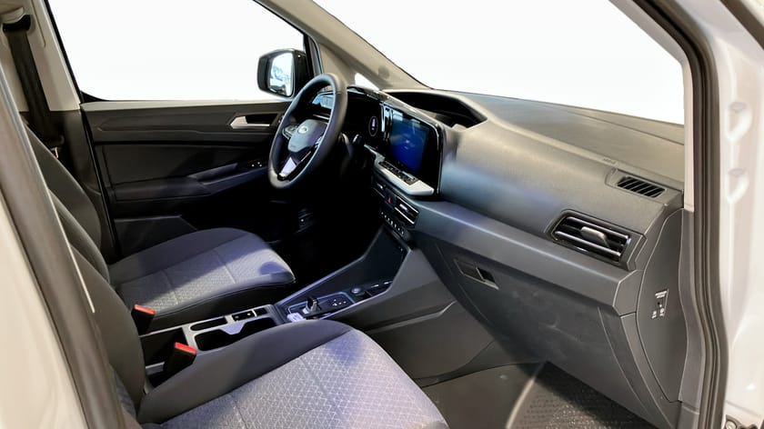 Bild 3 av Ford Grand Transit Connect Limited L2|DEMO|Skåp|Phev|150hk|