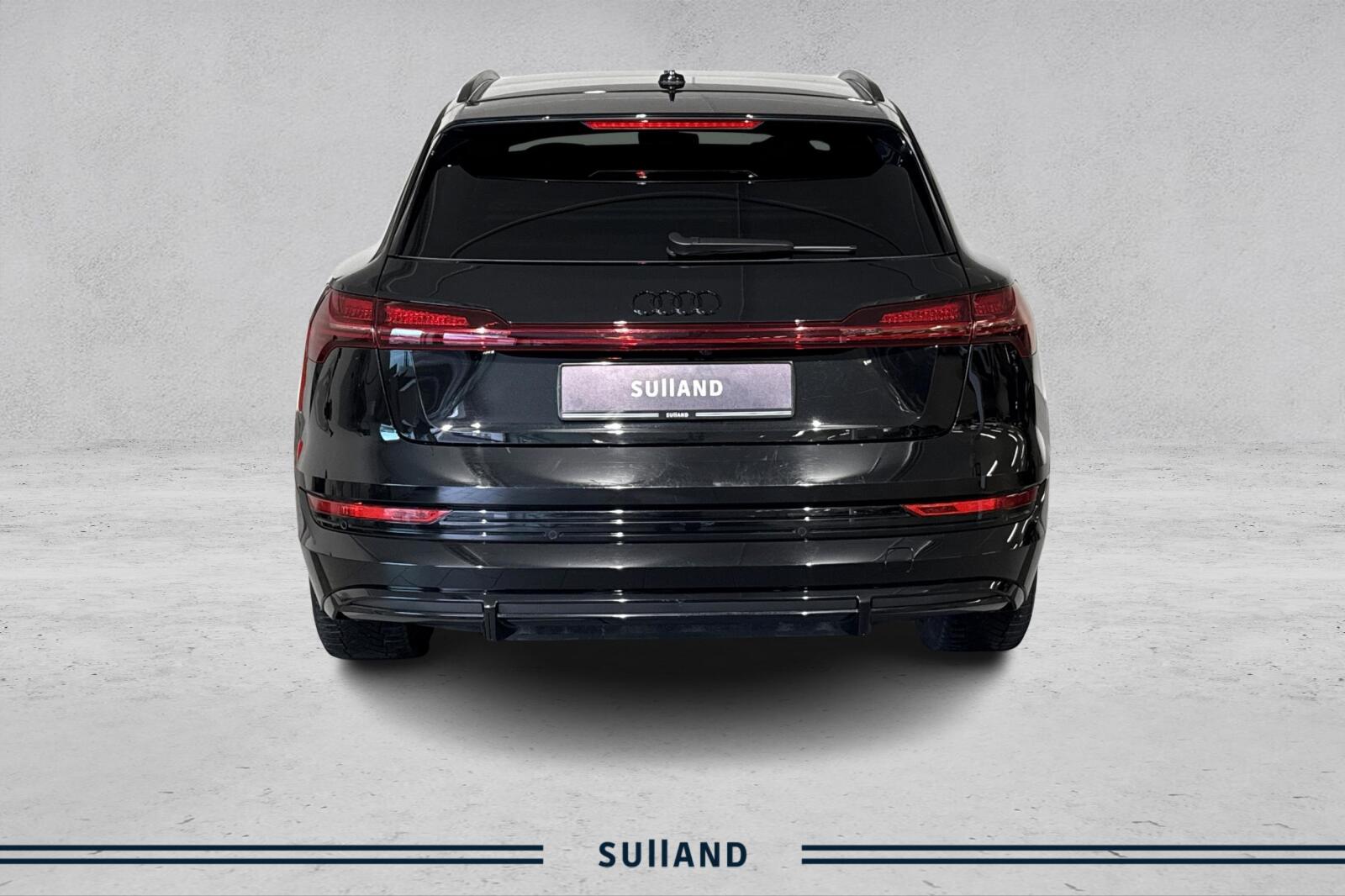 Thumnail bilde 3 av Audi e-tron 55 quattro