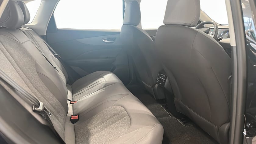 Bild 5 av MG S5 EV Standard Range COM 49KWH / RÄNTEKAMPANJ / PL från 3795 /