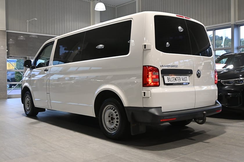 Bild 3 av Volkswagen Transporter Kombi Caravelle TDI 150hk DSG 9-sits Drag Komfortpaket