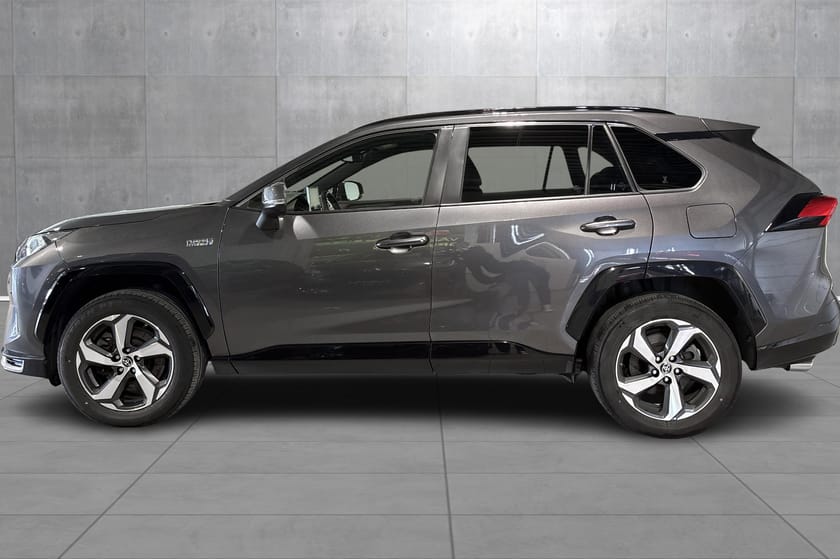 Bilde 2 av Toyota RAV4 Plug-in Hybrid Active Tech / AWD-i / Velholdt /