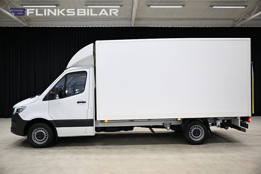 Bild 4 av Mercedes-Benz Sprinter 316 CDI Chassi 163HK 7G+ Automat|Volymskåp|BG-Lyft|Lågmil|Moms