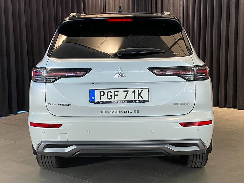 Bild 2 av Mitsubishi Outlander PHEV INSTYLE 2 TONE