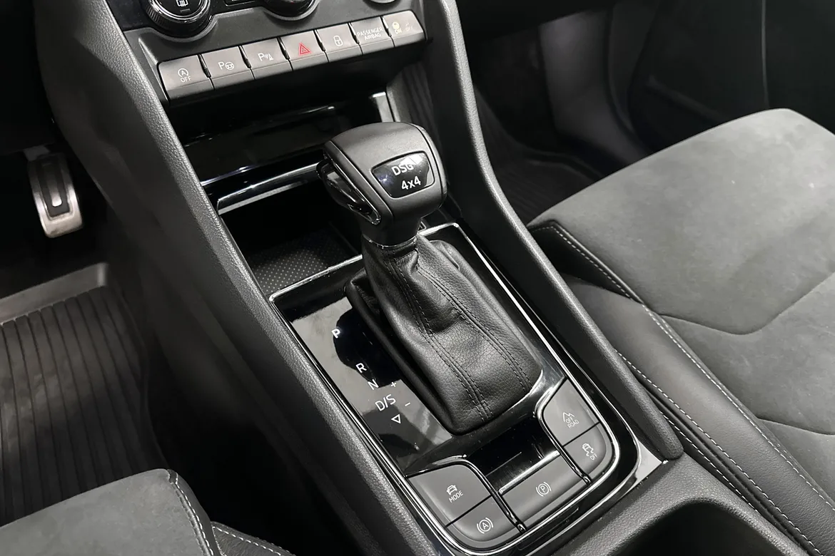 picture of a car