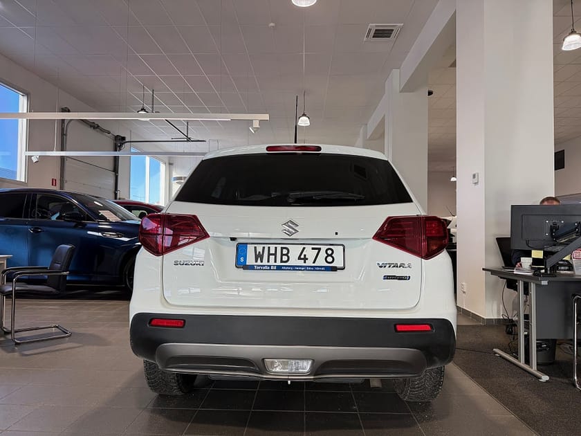 Bild 2 av Suzuki Vitara HEV AllGrip 115HK Select Vinterhjul Automat
