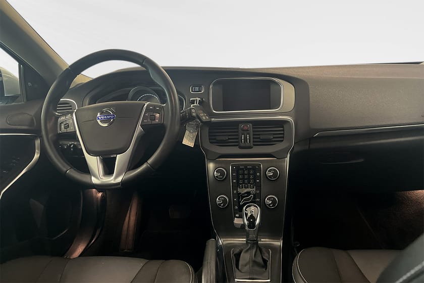 Bild 5 av Volvo V40 D4 Momentum Business E