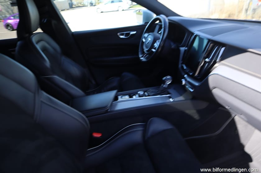 Bild 4 av Volvo XC60 D4 AWD 190hk Aut R-Design