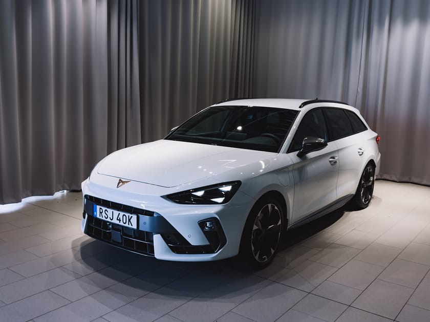 Bild 2 av CUPRA Leon Sportstourer e-Hybrid 1,5 204 hk DSG *4595:- Privatleasing*
