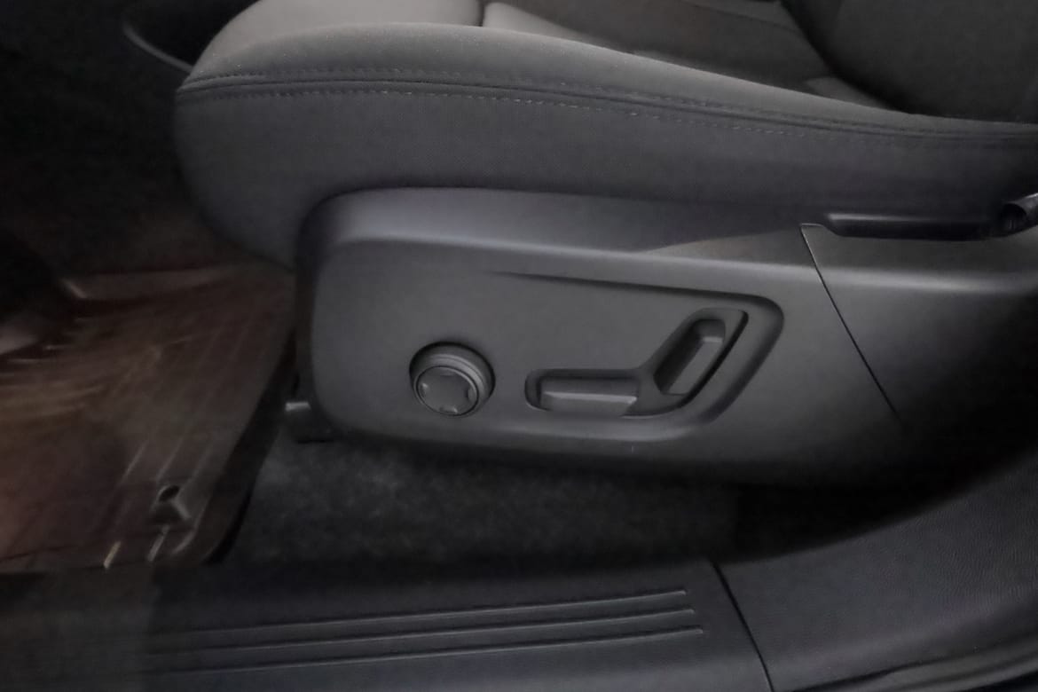Volvo XC40 2024 - miniatyr 17