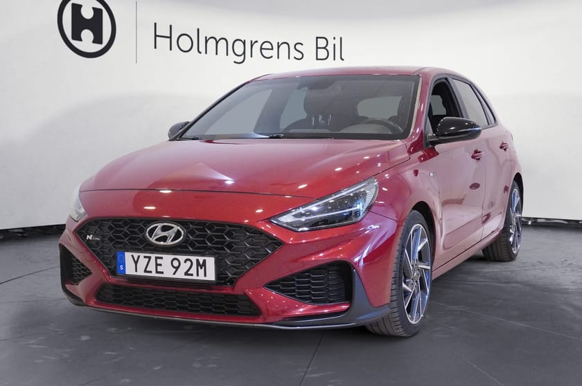 Bild 1 av Hyundai i30 1.5 T-GDi DCT MHEV N Line 160hk, Backkamera, Rattvärme, Stolsvärme
